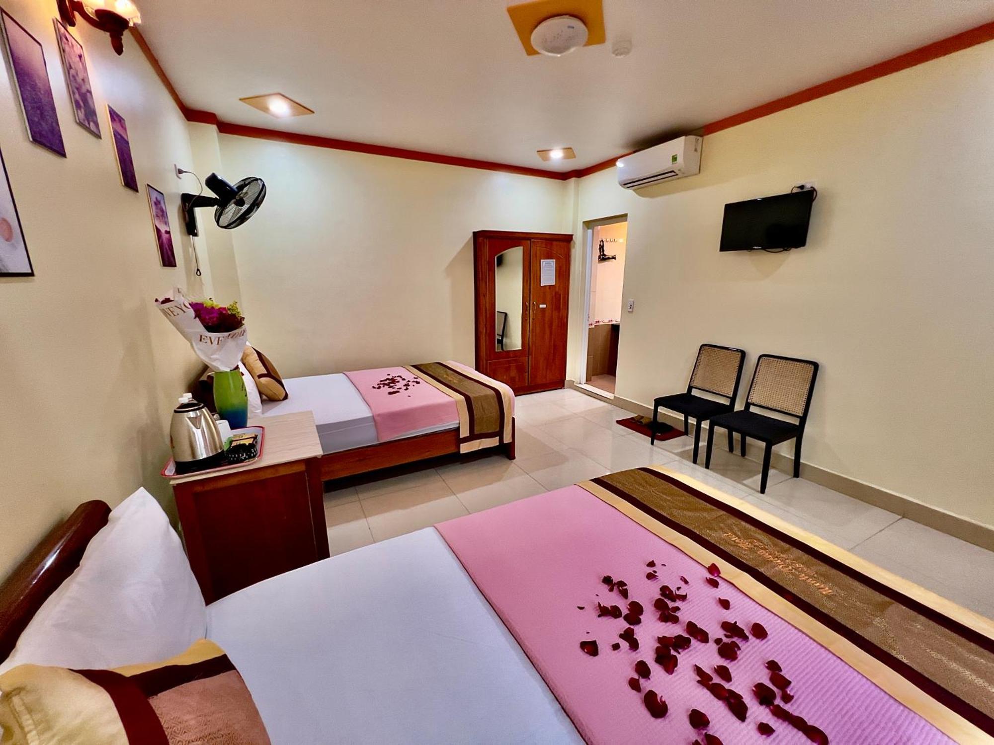 Manh Vuong Hotel Catba Dong Khe Sau エクステリア 写真
